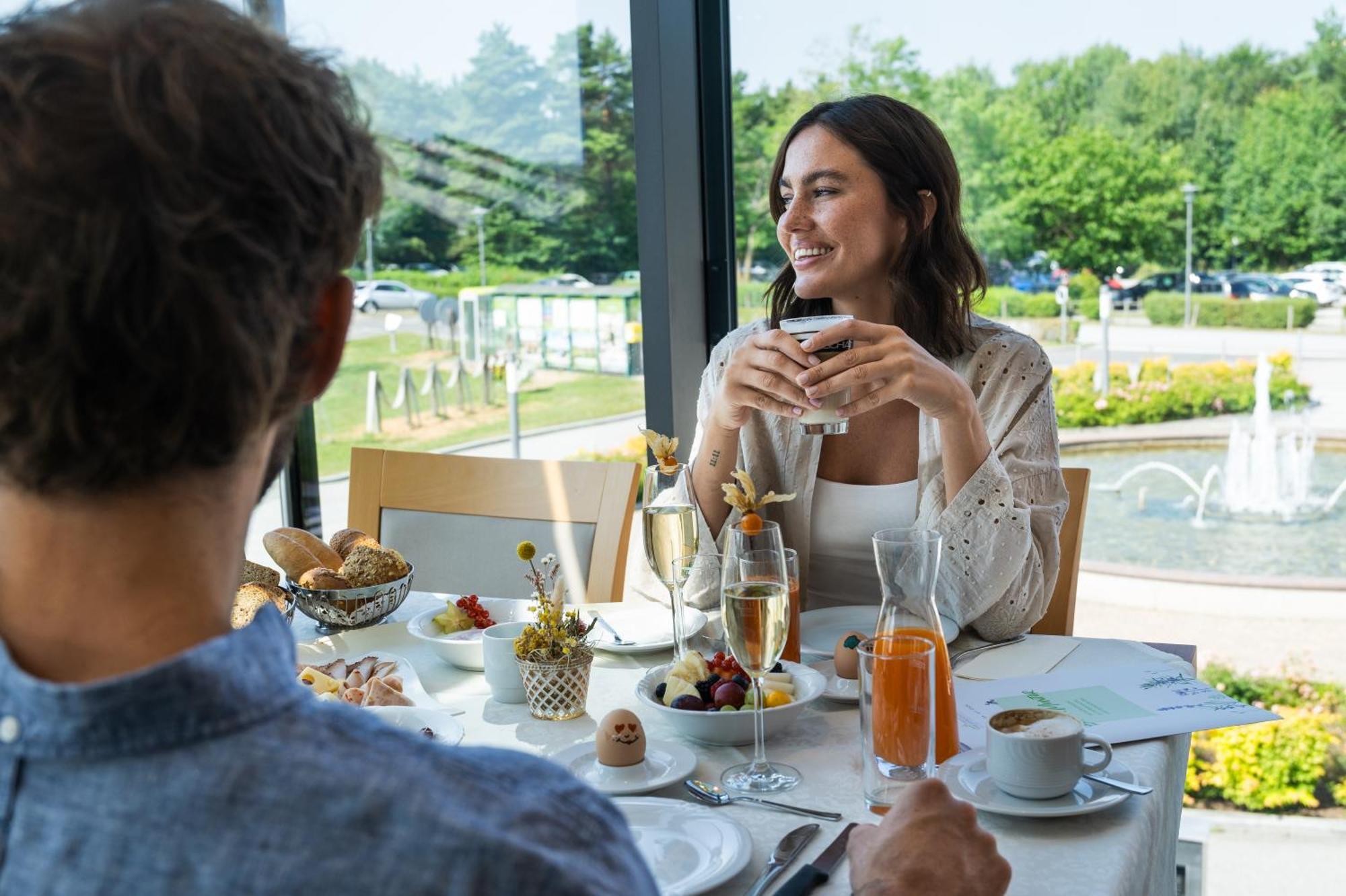 Hotel Vier Jahreszeiten Loipersdorf Fürstenfeld Eksteriør billede